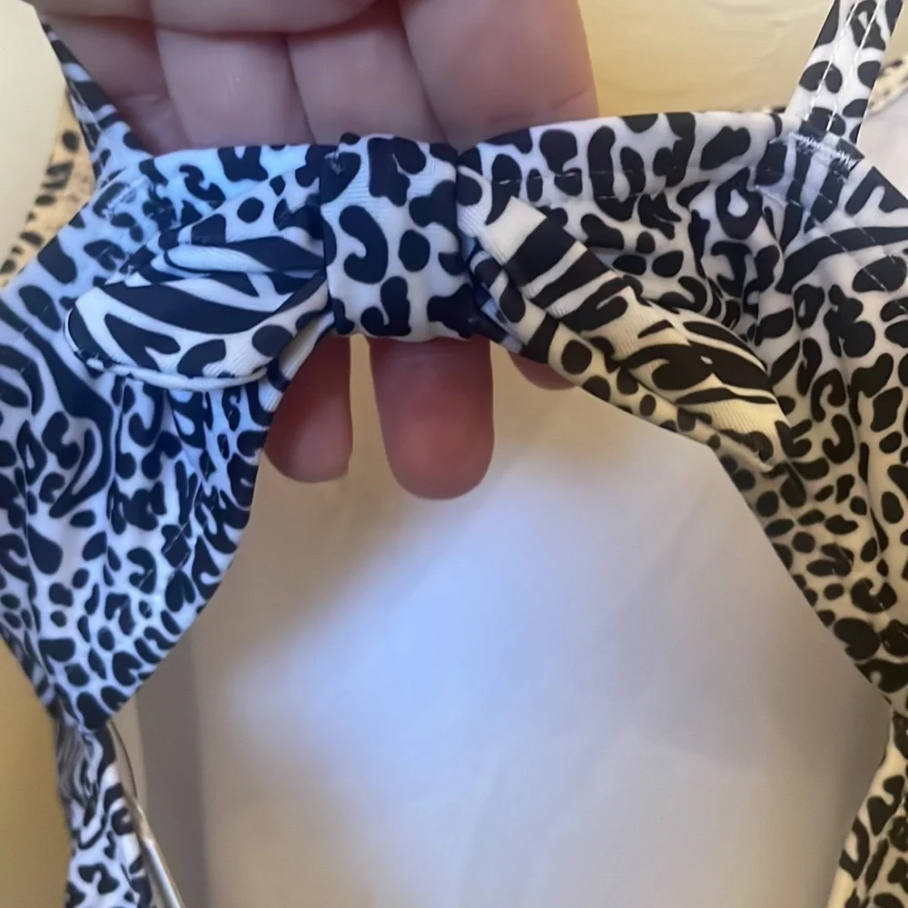 NWT Calvin Klein Anmal Print Swimsuit! 6